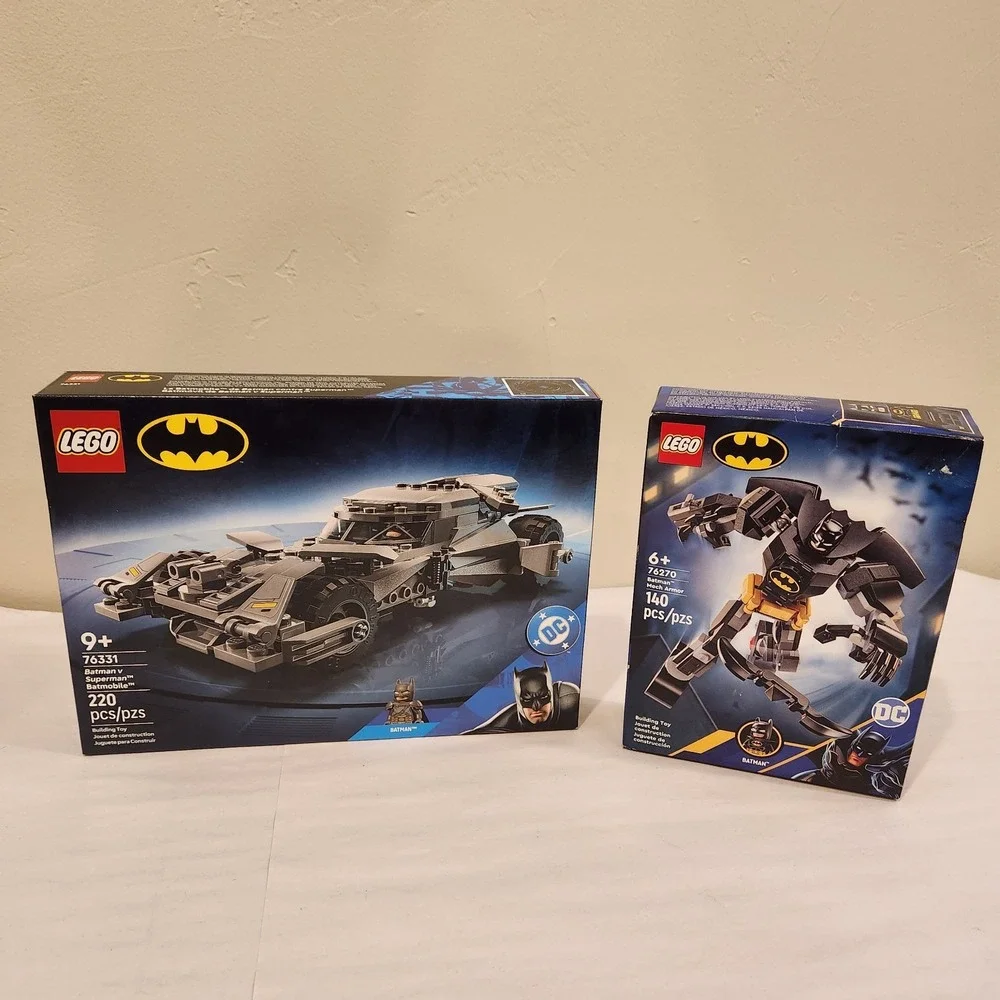 LEGO Lot Of 2 DC 76331 Batman v Superman Batmobile Lego Batman Bat-suit Weapons